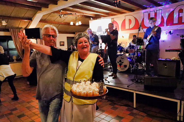 19 okt 2018 - SDWA terug naar de sixties avond met 'The Outlaws'_73